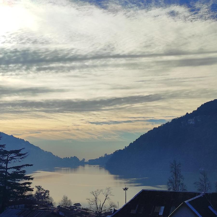 Hotel Madhuban Nainital Bagian luar foto